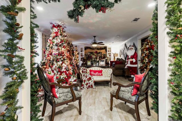 185 W Pinewood Dr, Slidell, LA 70458