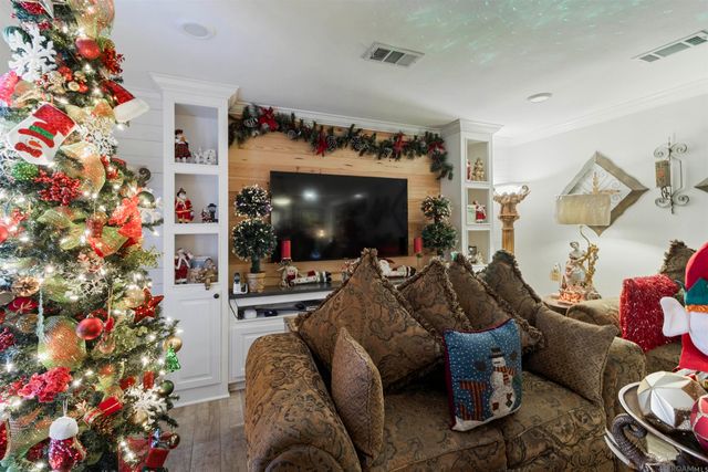 185 W Pinewood Dr, Slidell, LA 70458