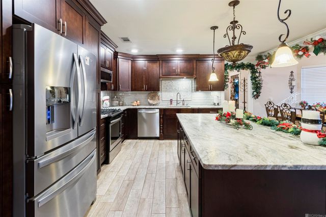 185 W Pinewood Dr, Slidell, LA 70458