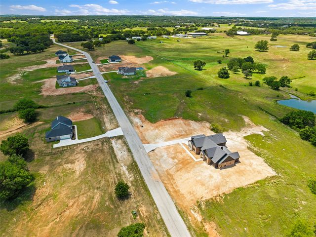 210 Kilkenny Road, Poolville, TX 76487