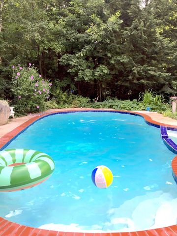 26 Jonathan Lane, Bow, NH 03304