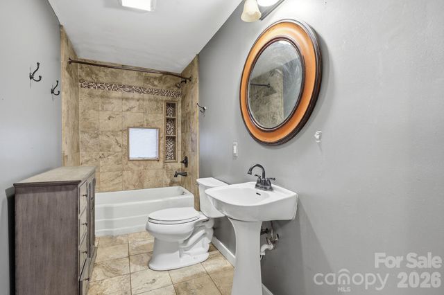 250 Potato Branch Road, Leicester, NC 28748