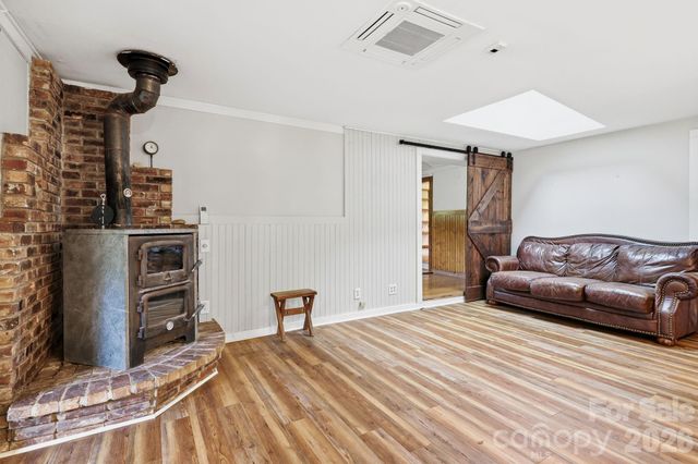 250 Potato Branch Road, Leicester, NC 28748