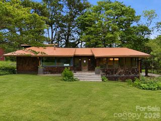 250 Potato Branch Road, Leicester, NC 28748