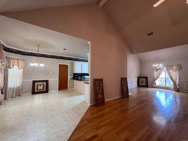 3328 Meadow Creek Drive, Bryant, AR 72022