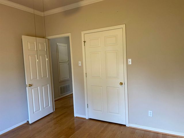 3328 Meadow Creek Drive, Bryant, AR 72022