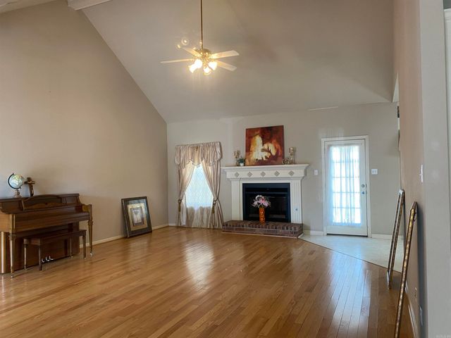 3328 Meadow Creek Drive, Bryant, AR 72022