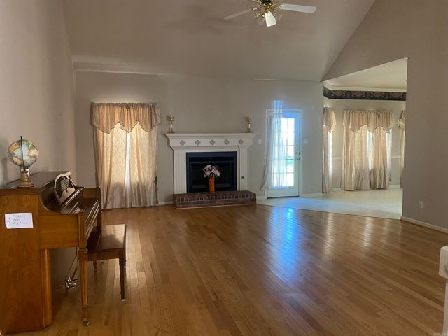 3328 Meadow Creek Drive, Bryant, AR 72022