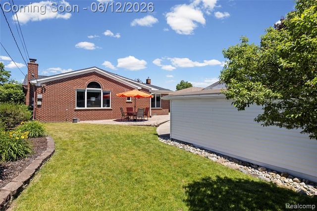 35481 Hathaway Street, Livonia, MI 48150