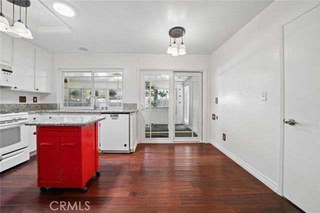 26311 Green Terrace Drive, Newhall (santa Clarita), CA 91321