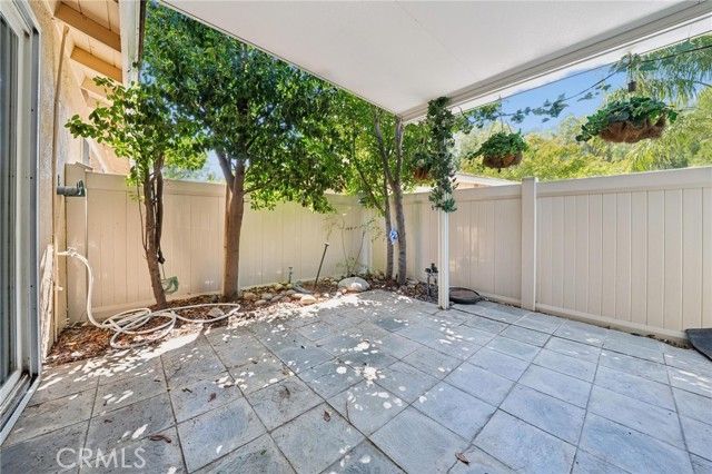 26311 Green Terrace Drive, Newhall (santa Clarita), CA 91321