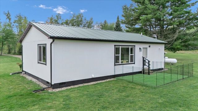 7212 W Dyer Road, Twining, MI 48766