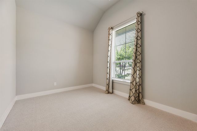 330 Windsor Street, Waxahachie, TX 75165