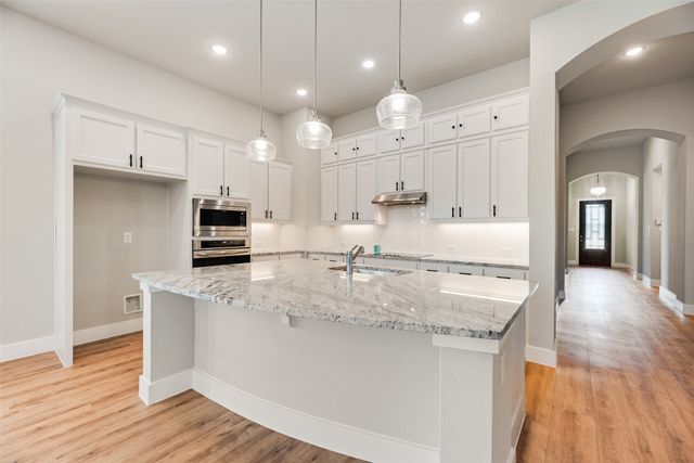 330 Windsor Street, Waxahachie, TX 75165