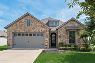330 Windsor Street, Waxahachie, TX 75165
