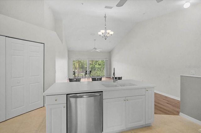 6870 FAIRVIEW TERRACE, Bradenton, FL 34203