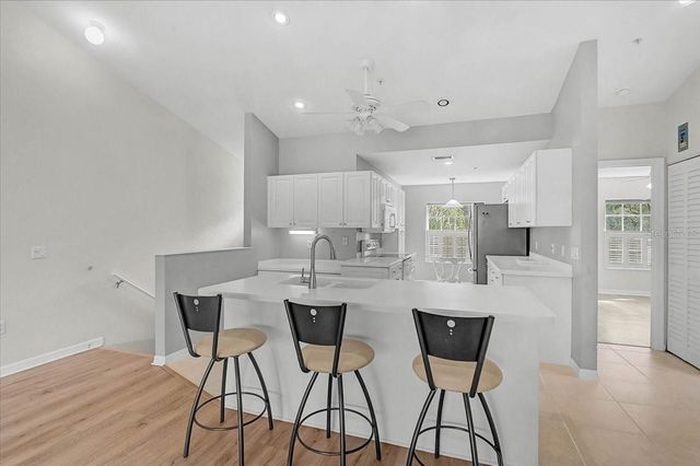 6870 FAIRVIEW TERRACE, Bradenton, FL 34203