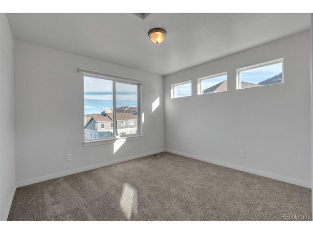 1852 Blue Oak Ct, Castle Rock, CO 80104
