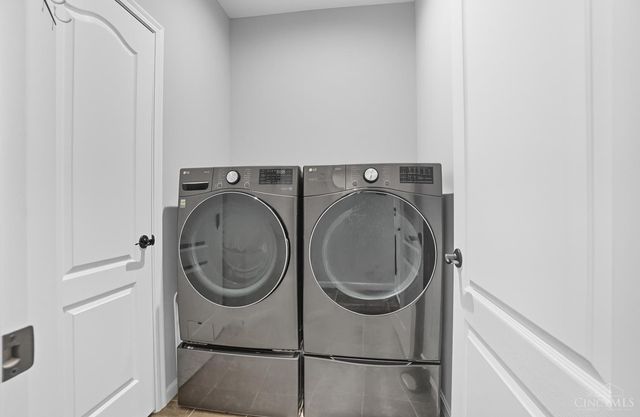 5821 Parkview Lane, Miami Twp, OH 45150