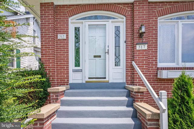 317 STATE, Shillington, PA 19607