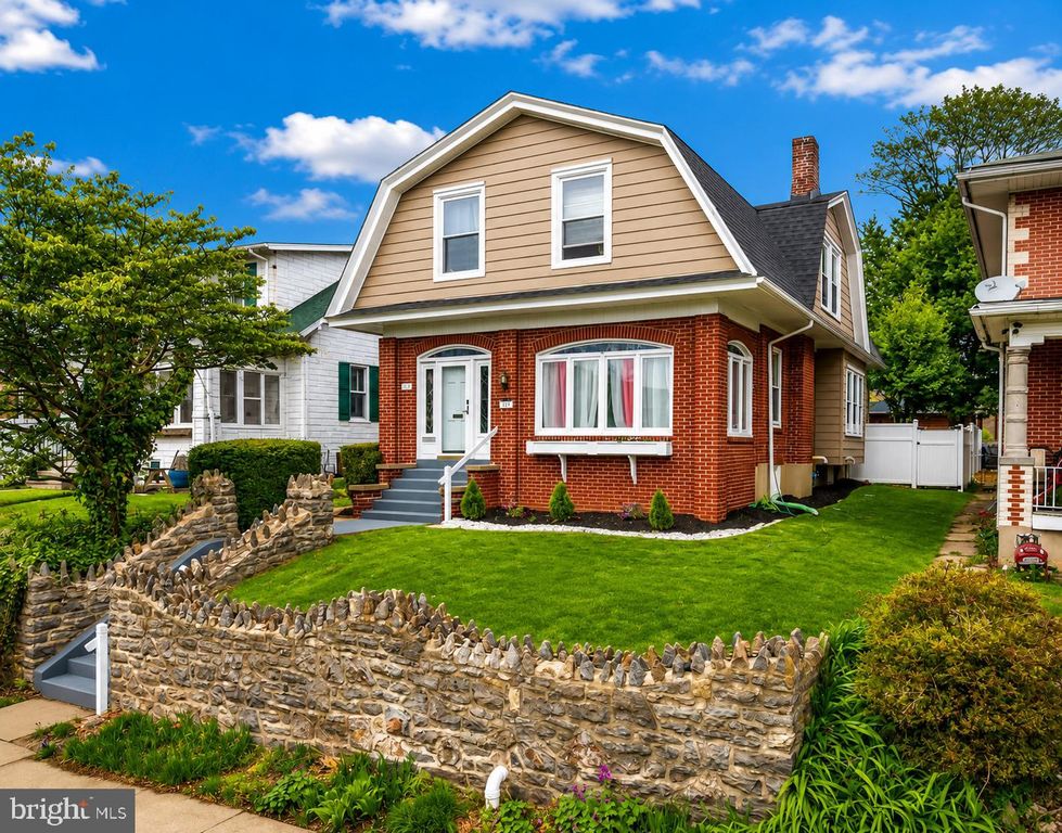 317 STATE, Shillington, PA 19607