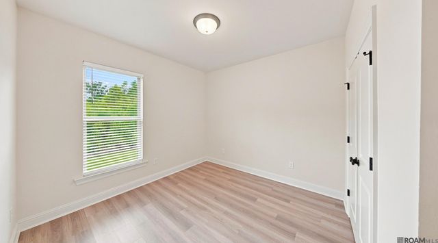 7211 Kenilworth Crossing Ave, Baton Rouge, LA 70820