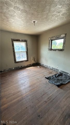12913 Larchmere Boulevard, Shaker Heights, OH 44120