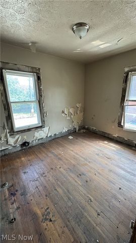 12913 Larchmere Boulevard, Shaker Heights, OH 44120