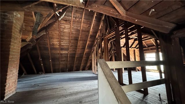 12913 Larchmere Boulevard, Shaker Heights, OH 44120