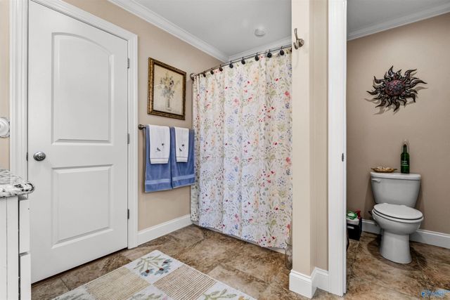 325 Alicia Lane, Gadsden, AL 35901