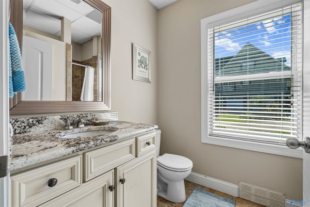 325 Alicia Lane, Gadsden, AL 35901