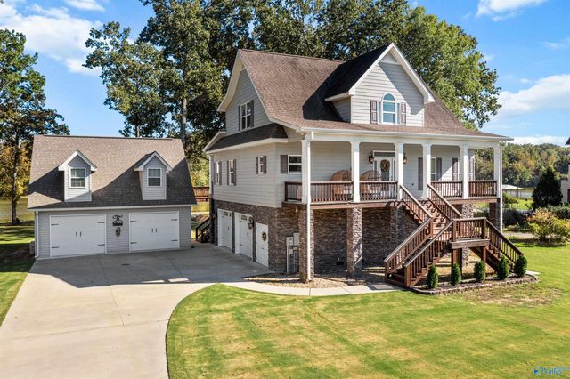 325 Alicia Lane, Gadsden, AL 35901