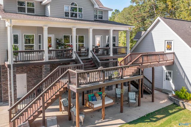 325 Alicia Lane, Gadsden, AL 35901