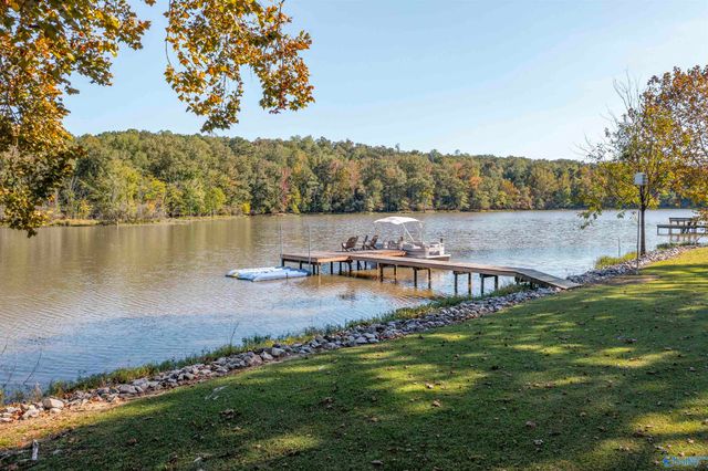 325 Alicia Lane, Gadsden, AL 35901