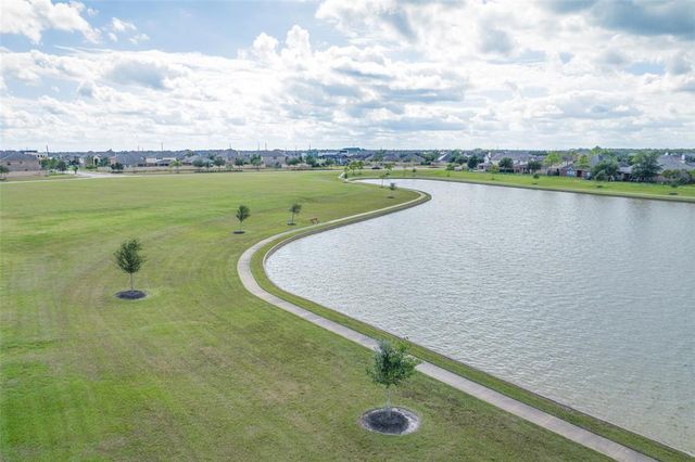 8206 Bristol Diamond Drive, Rosharon, TX 77583