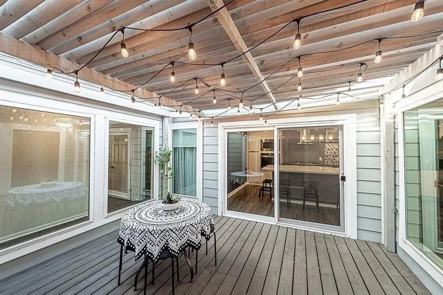 14427 Briarhills Parkway, Houston, TX 77077