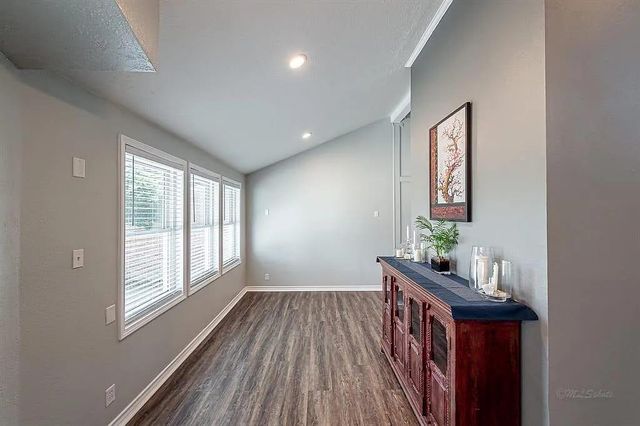 14427 Briarhills Parkway, Houston, TX 77077