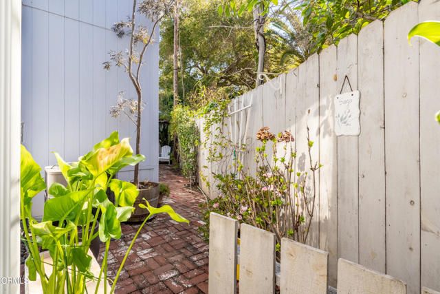 1273 S Rice Road 12, Ojai, CA 93023