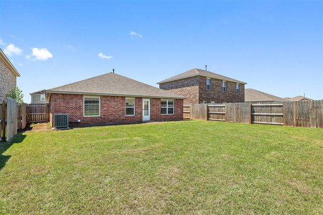 1105 NW 3rd Street, Newcastle, OK 73065