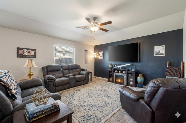 1105 NW 3rd Street, Newcastle, OK 73065