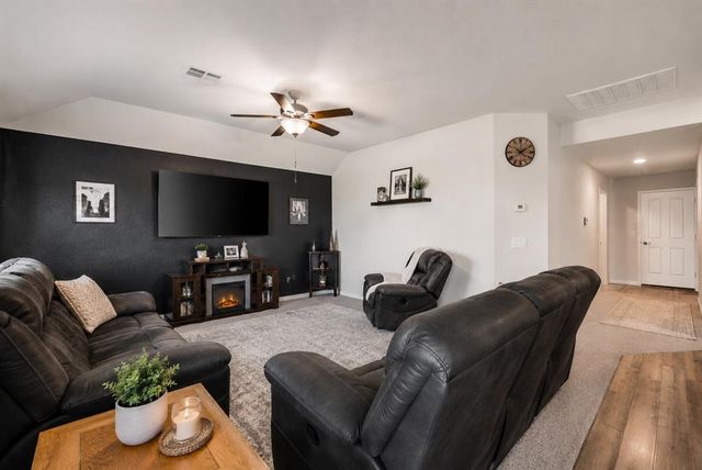 1105 NW 3rd Street, Newcastle, OK 73065