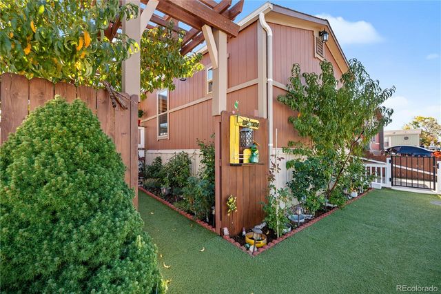 5140 E 96th Place, Denver, CO 80229