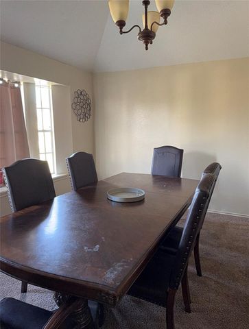 110 Almond Drive, Lake Jackson, TX 77566