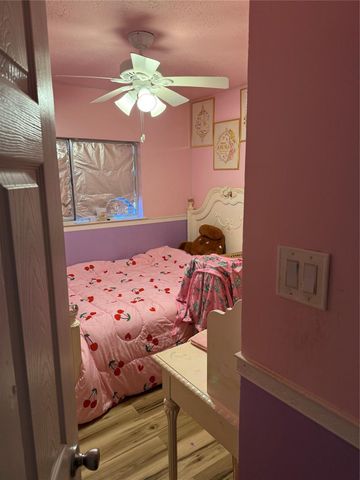 110 Almond Drive, Lake Jackson, TX 77566