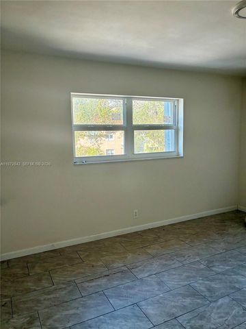 1958 Monroe St 210, Hollywood, FL 33020