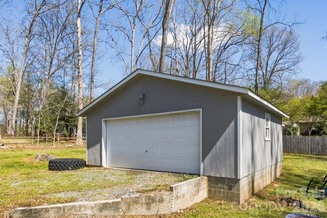 241 Pokeberry Trail, Concord, NC 28027