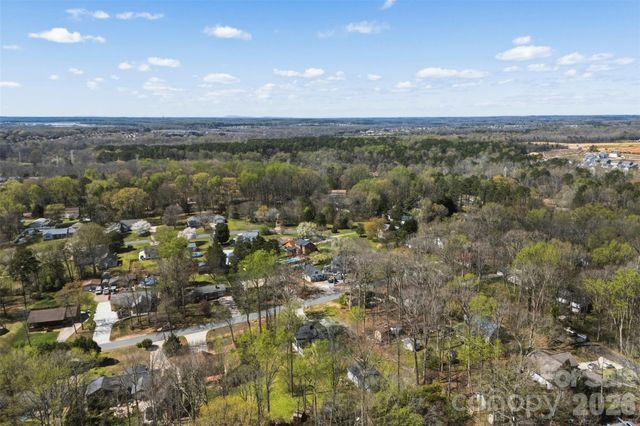 241 Pokeberry Trail, Concord, NC 28027