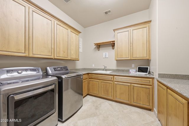 11625 E WINDROSE Drive, Scottsdale, AZ 85259