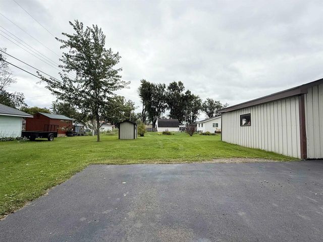 204 S STATE HIGHWAY 13, Stetsonville, WI 54480