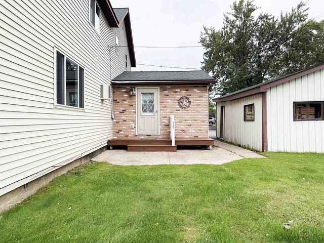 204 S STATE HIGHWAY 13, Stetsonville, WI 54480